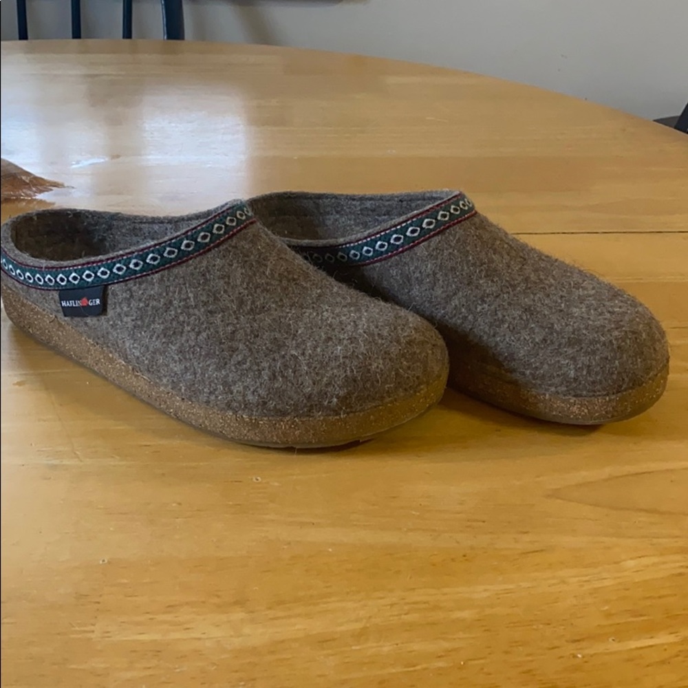 Halflinger Unisex Slippers